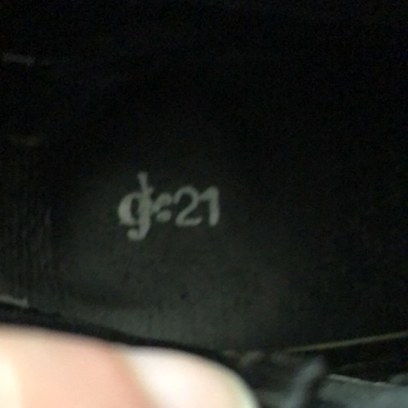 G 21 Faux Suede Bootie. Black / Leopard. Size 8 - Picture 4 of 5